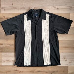 Joseph & Feiss Black Short-Sleeve Shirt with Cream 100% Silk Bowling